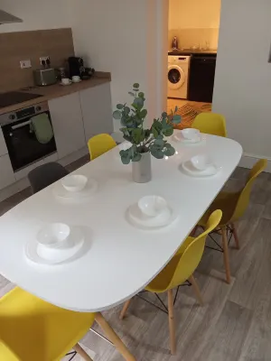 StayRight 3 Bed Home Near Hiking Trails & Parks Các khách sạn ở 