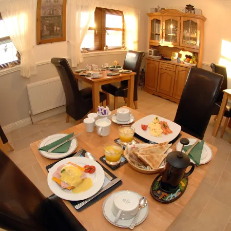 Avlon House Bed and Breakfast