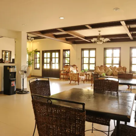 Casa Palmera Tourist Inn