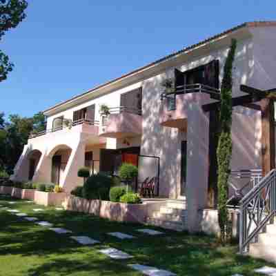 Chez Walter Hotel Exterior