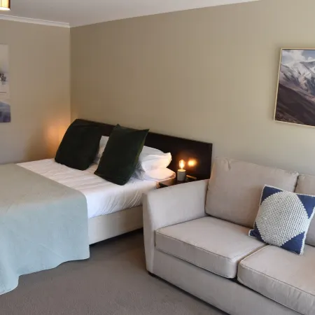 73 Milton Accommodation