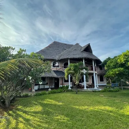 Wagawimbi Villa 560 m2, Breathtaking View of the Indian Ocean, Kenya