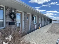 Earlton Motel