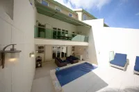 Barefoot Luxury - Pool & Walk to Holetown Beach - Huvilat