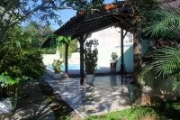 بوزادا مارفيو فنادق في کواروخا