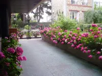 Villa Escudier Appart-hôtel Hotels in Boulogne-Billancourt