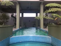 Stylish Studio Room Grand Asia Afrika Apartment Hotels in Lengkong