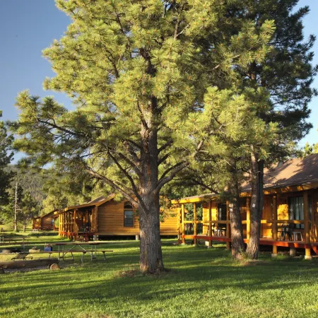 Red Canyon Lodge