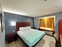 BlissPoint Inn & Suites Hotels in Rossford