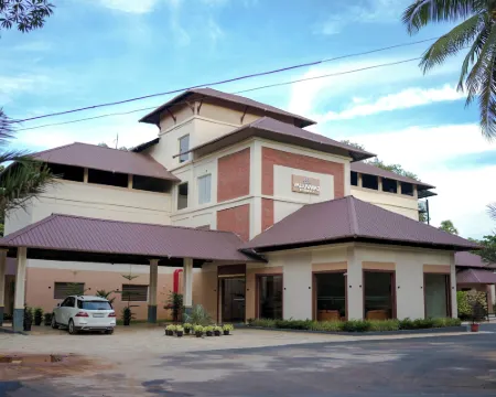 Valluvanad Residency Hotels in Malappuram