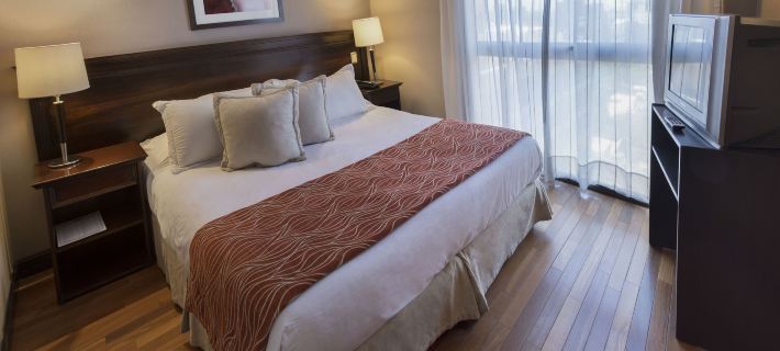 Premium Tower Suites Hotels in Mendoza