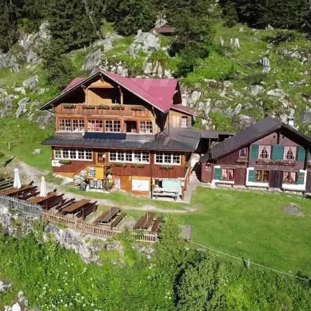 Berggasthaus Tschingelhorn - Only Accessible on Foot (2 Hour Hike)