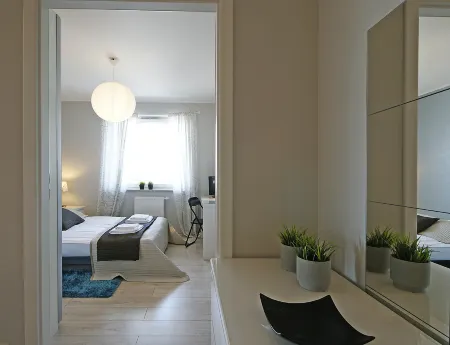 IRS Royal Apartments Apartamenty IRS Albatros Отели рядом с достопримечательностью «Гданьский политехнический университет»