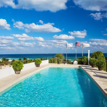 Bentley Hotel South Beach Отели рядом с достопримечательностью «Ночной клуб Nikki Beach Miami»