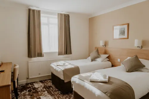The Prince of Wales Hotel Berkeley, A38 M5 Hotels in Berkeley