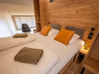 Attractive Tent Lodge Maastricht at 16 km Hotels in Genk
