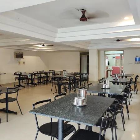Hotel Geetha International