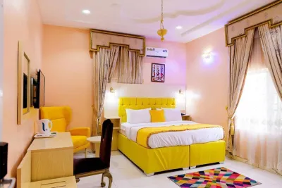 Golden Movida Hotel