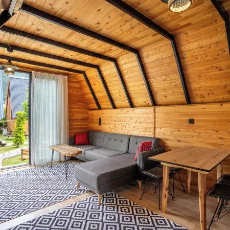 Karaoz Sapphire Bungalows
