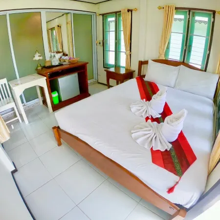 Revolution Hostel Pai