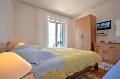 Apartments and Room Marin