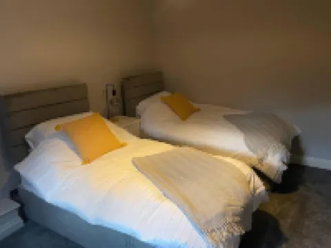 Cosy Apartment above Village Pub