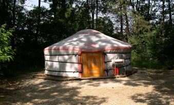Camping de la Croix d'Arles