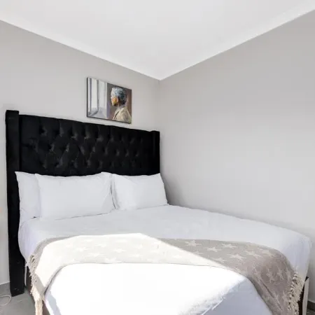 Eazy Apartment by Mall of Africa