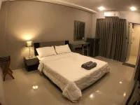 28 Place Hotels near BTS-Wutthakat