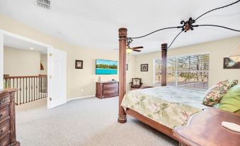 Private Pool & Spa on Golf Resort! 5 Bedroom Villa by RedAwning