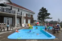 White Point Beach Resort - Pools