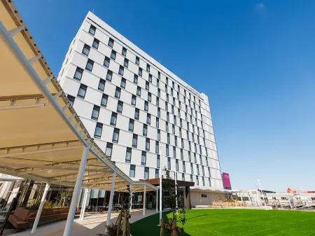 Jr East Hotel Mets Premier Makuhari Toyosuna Отели рядом со станцией Цуданума