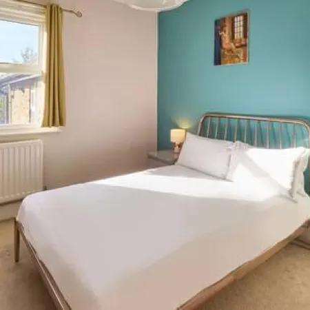 Host & Stay - Westbrook Road