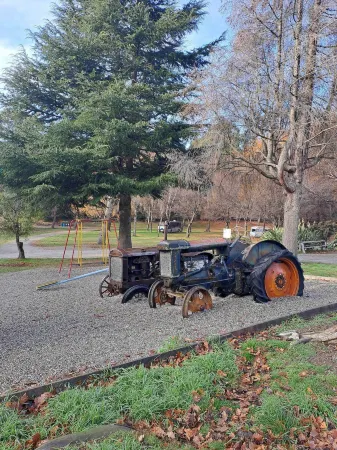 The Camp - Lake Hawea Отели в г. Лейк Хоея