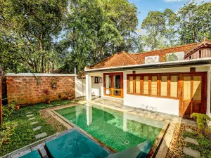 Coconut Lagoon Kumarakom- a CGH Earth Experience