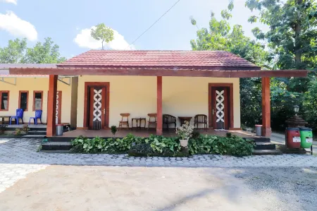 Omah Rohadi Syariah by Ndalem Beong Отели в г. Magelang Regency