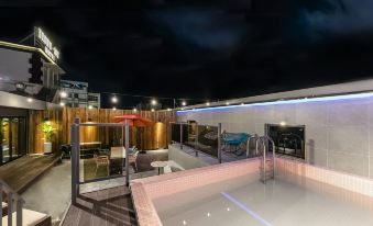 Brown Dot Hotel Seong Seo