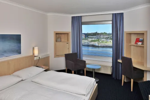 IntercityHotel Kiel - bar