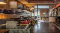 Westport Woods Hotel & Spa - parking