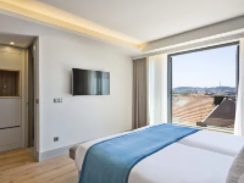 Acta the Avenue Hotéis em Bonfim