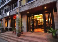 芭東 MT 飯店 芭東寺附近的飯店