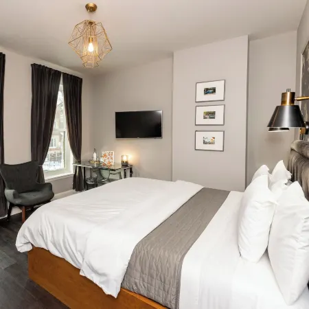 Wicker Park Inn Отели рядом с достопримечательностью «Уикер-парк»