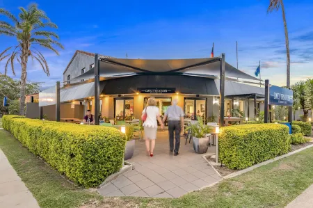 Sugar Country Motor Inn Отели в г. Бандаберг Запад