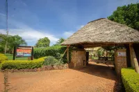 2 Friends Guest House Hotels in Jinja