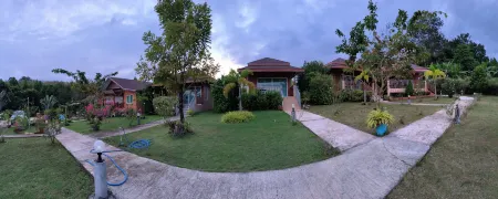 Sunrise Beach Kohyao Resort