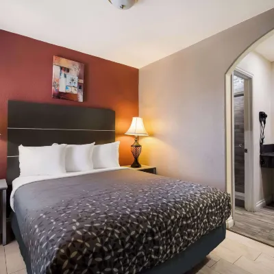 Rodeway Inn Near Coachella Hotels near Bermuda Dunes Airport - UDD