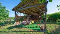 Le Kouloury Hotels in Lachapelle-Auzac