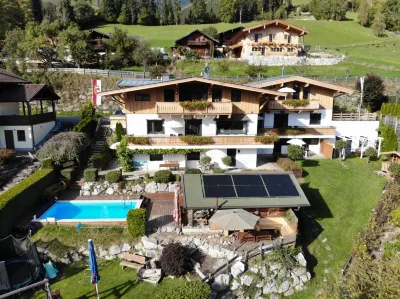 Landhaus Kitzblick - Ferienwohnungen Zell am See-Kaprun Hotels in 