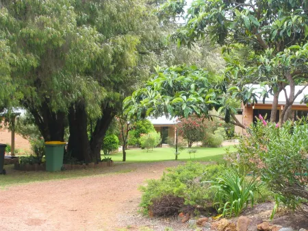 Peppermint Brook Cottages Отели в г. Burnside