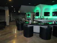 温德姆花園酒店-米德蘭 - 酒吧